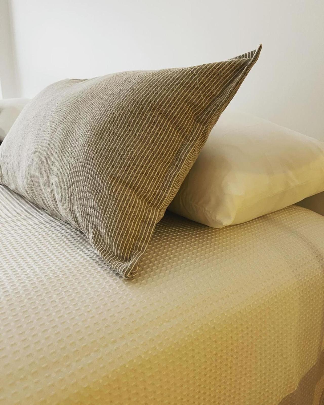 Apartamento Comodo Ambiente Con Balcon En Recoleta